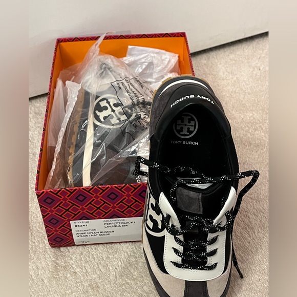 Tory Burch Vintage Black Annie Nylon Sneaker Sz 7.5 - Picture 3 of 4